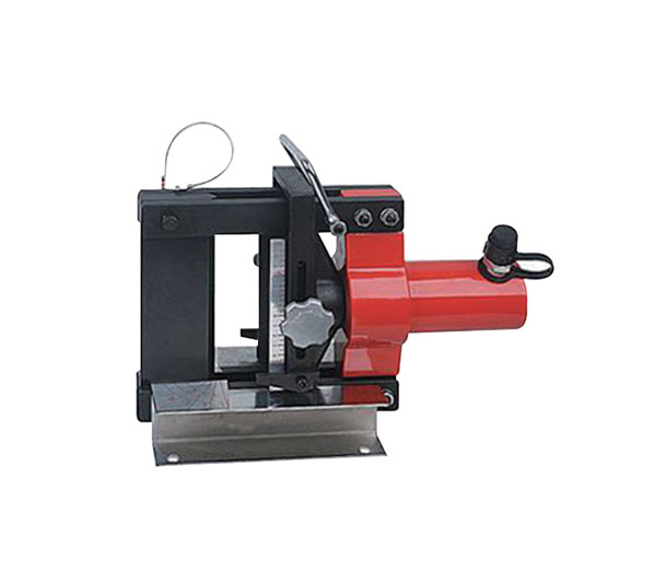 Hydraulic cutting machine